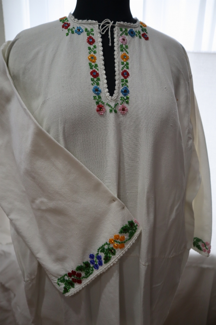 Cămașă femeiască de sărbătoare