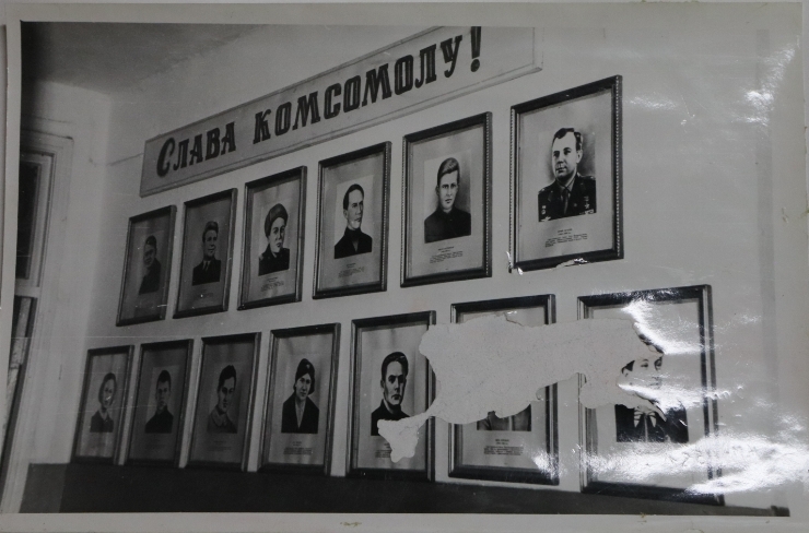 Școala profesională N -26,or.Edineț.Stand ,,Slava comsomolului            