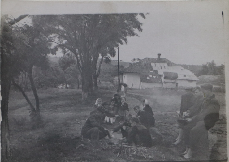 Brătușenii Vechi.O plimbare turistică cu profesorul Ustimov V.I.       .