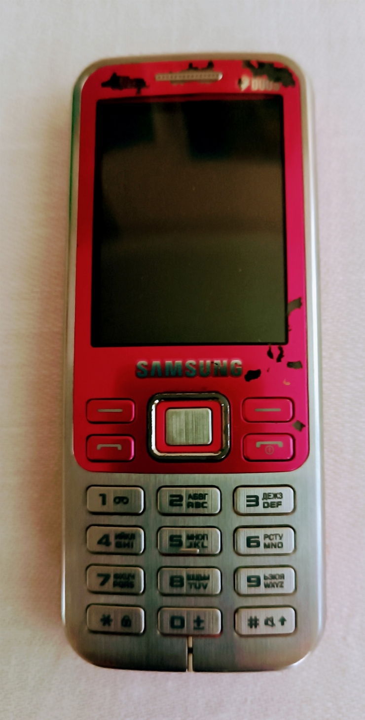 ȘTT Telefon mobil ,, Samsung ” cu butoane