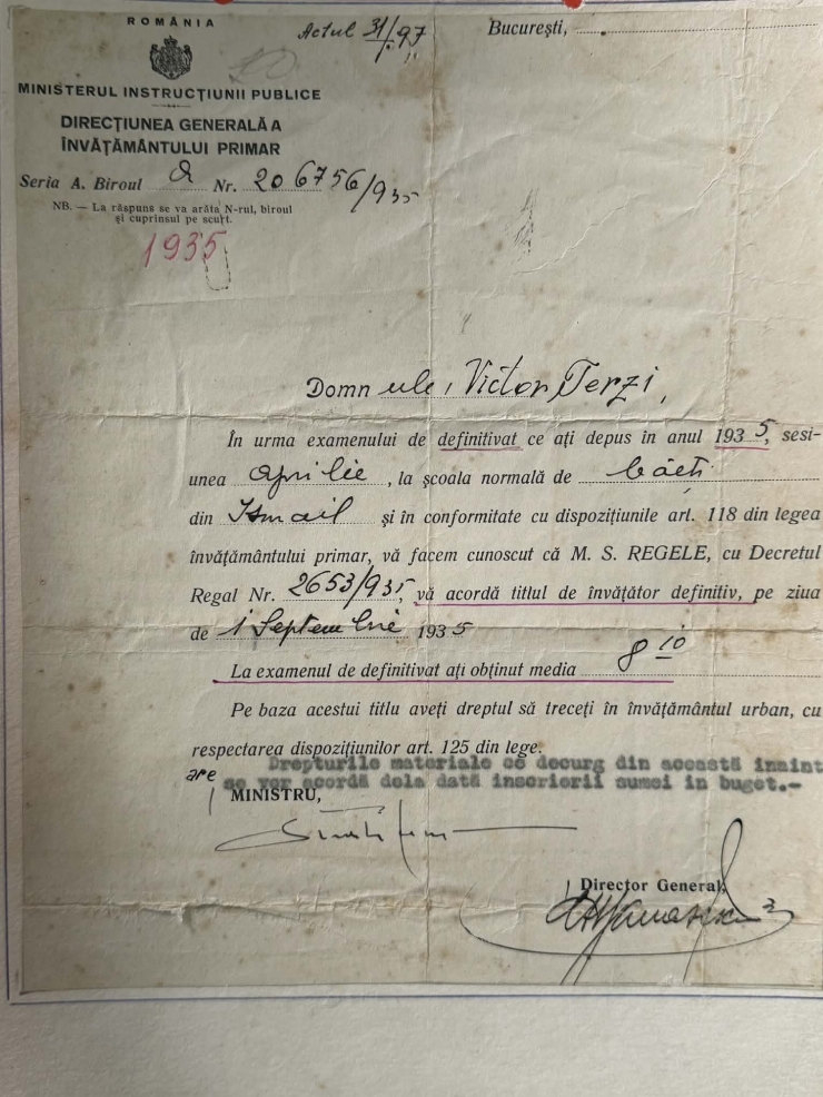 Înștiințare privind acordarea titlului de învățător definitiv