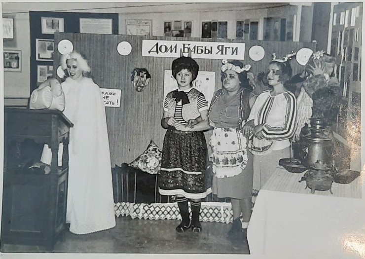 Aspecte de la spectacolul teatralizat de Anul Nou, organizat la muzeu 