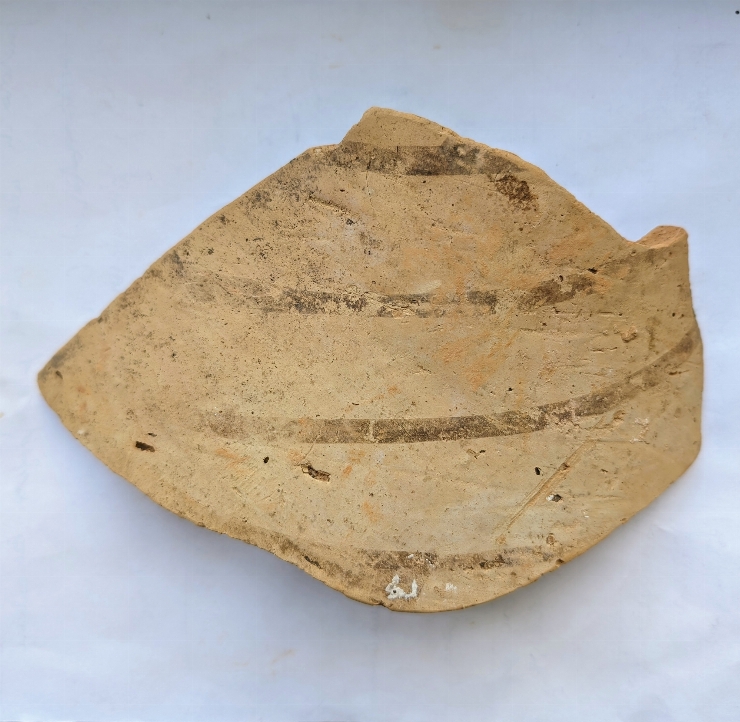 Fragment de vas cu corpul sferic