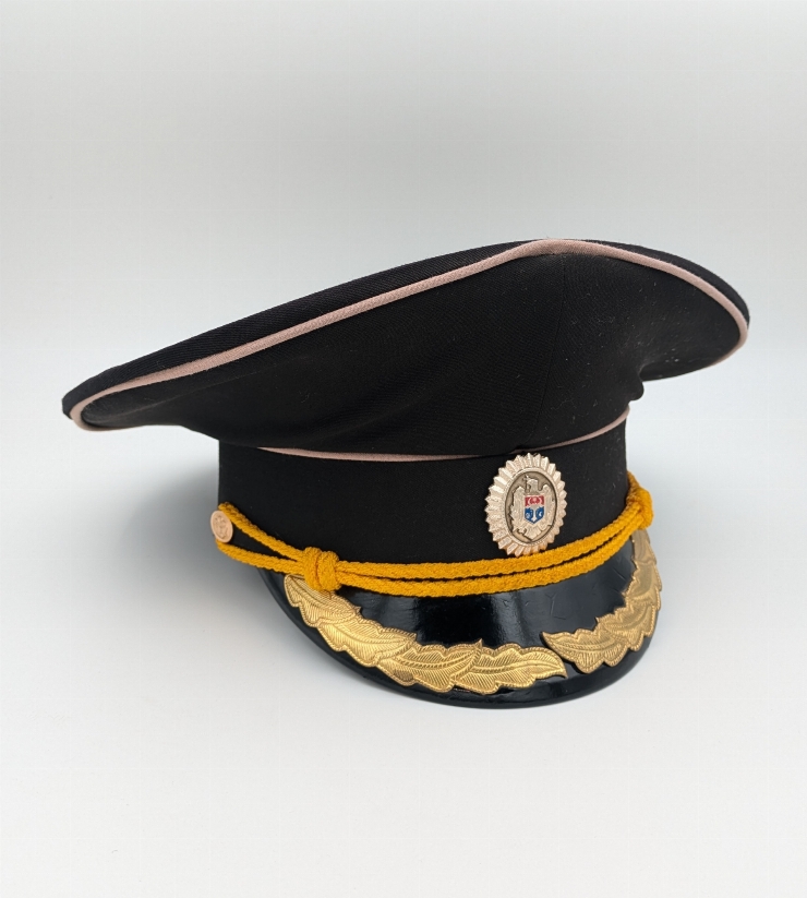 Chipiu de ofițer de poliție