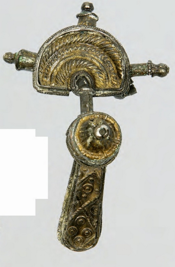 Fibulă de tip „monströse”